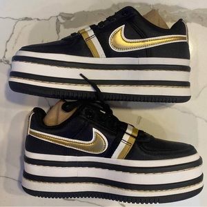 New w/ original box! Nike wmns Vandal 2K Metallic Gold size 7.5